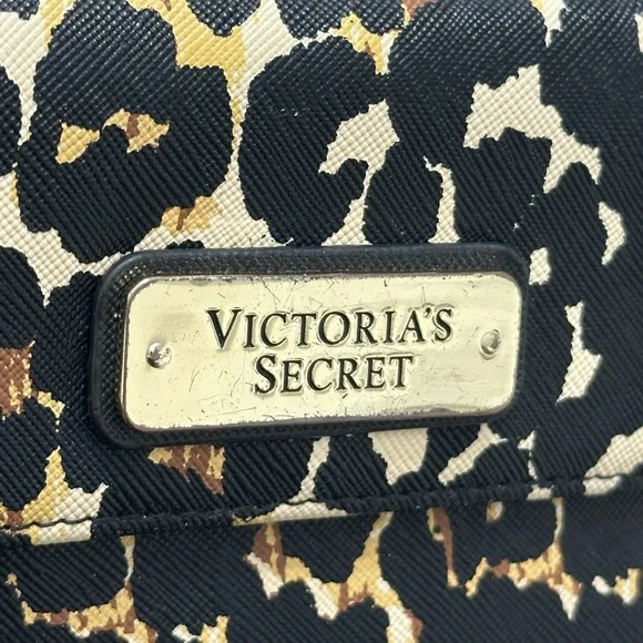Victoria Secret leopard print trifold Wallet 🤎🖤🤎🖤 - Picture 4 of 7